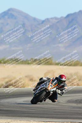 media/Feb-04-2024-SoCal Trackdays (Sun) [[91d6515b1d]]/9-Turn 15 (130pm)/